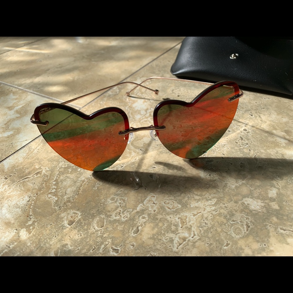 diff eyewear heart sunglasses